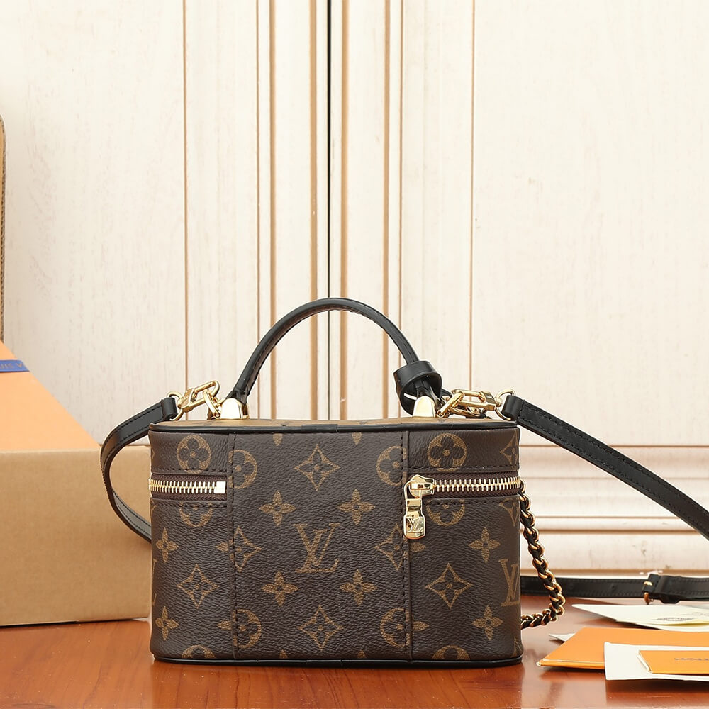 LV Vanity Chain Pouch - Image 4