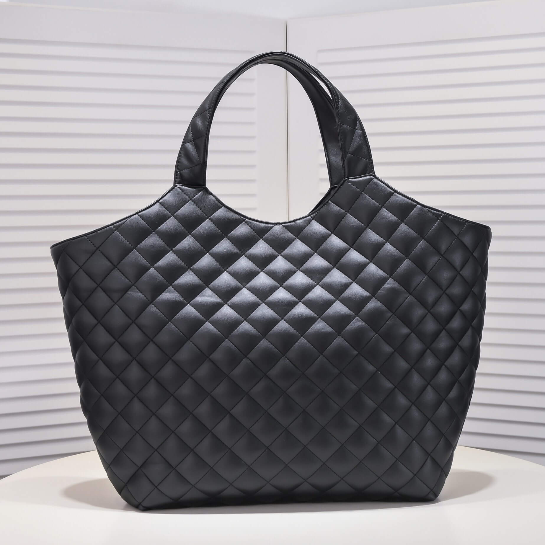 YSL Icare quilted lambskin oversized shopping bag (Best
 grade) - Image 4