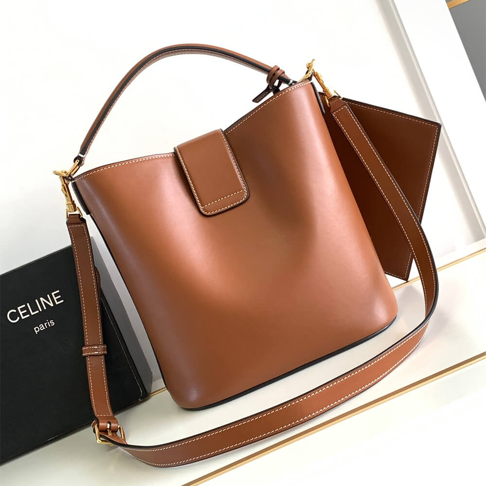 Tan CELINE LOUISE Medium Bag in Smooth Calfskin - Image 4