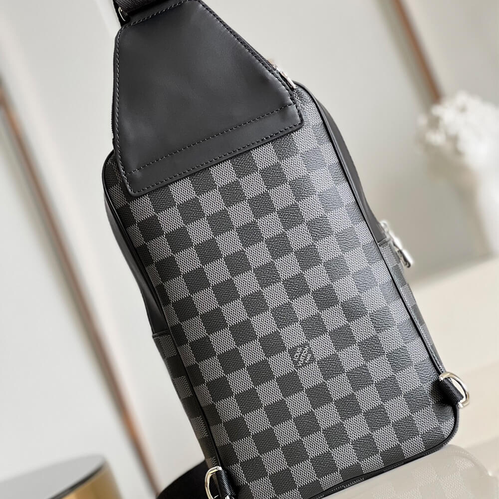 LV Avenue Slingbag NM - Image 4