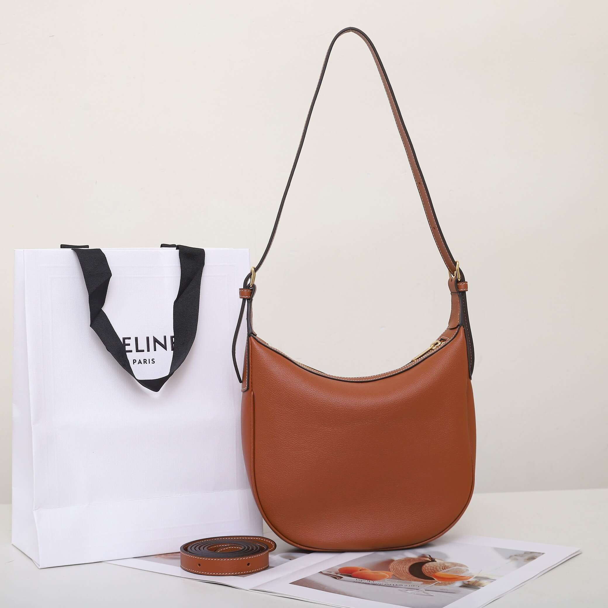 CELINE HELO?SE TRIOMPHE SMALL BAG IN SOFT CALFSKIN - Image 4