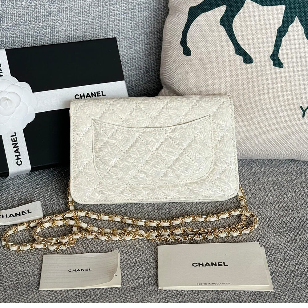 White Chanel classic chain wallet - Image 4