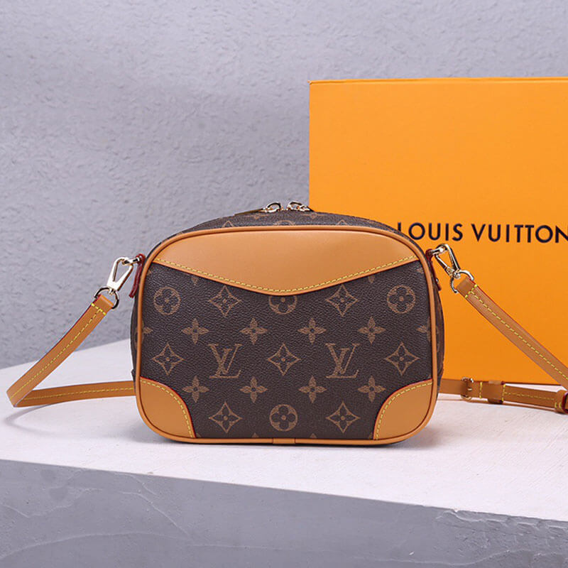 LV Deauville Mini Handbag - Image 4