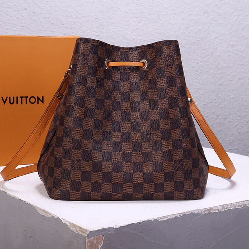 LV NeoNoe Bucket Bag - Image 4
