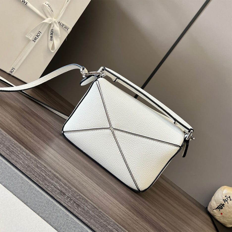 White LOEWE Mini Puzzle bag in classic calfskin - Image 4