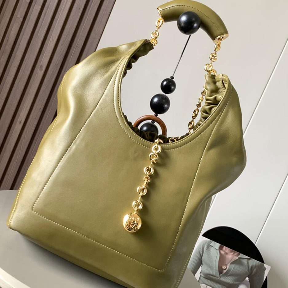 Olive Loewe Medium Squeeze bag in nappa lambskin - Image 4