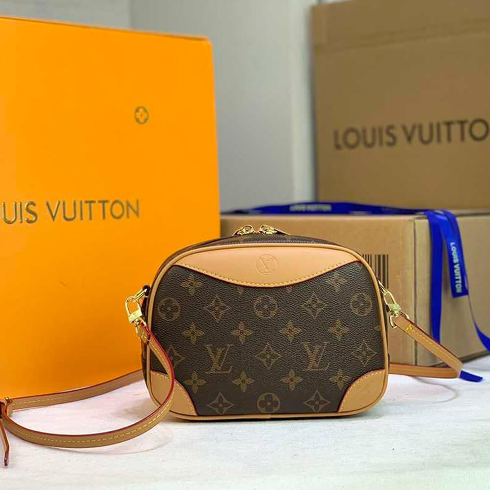 Louis Vuitton DEAUVILLE MINI - Image 4