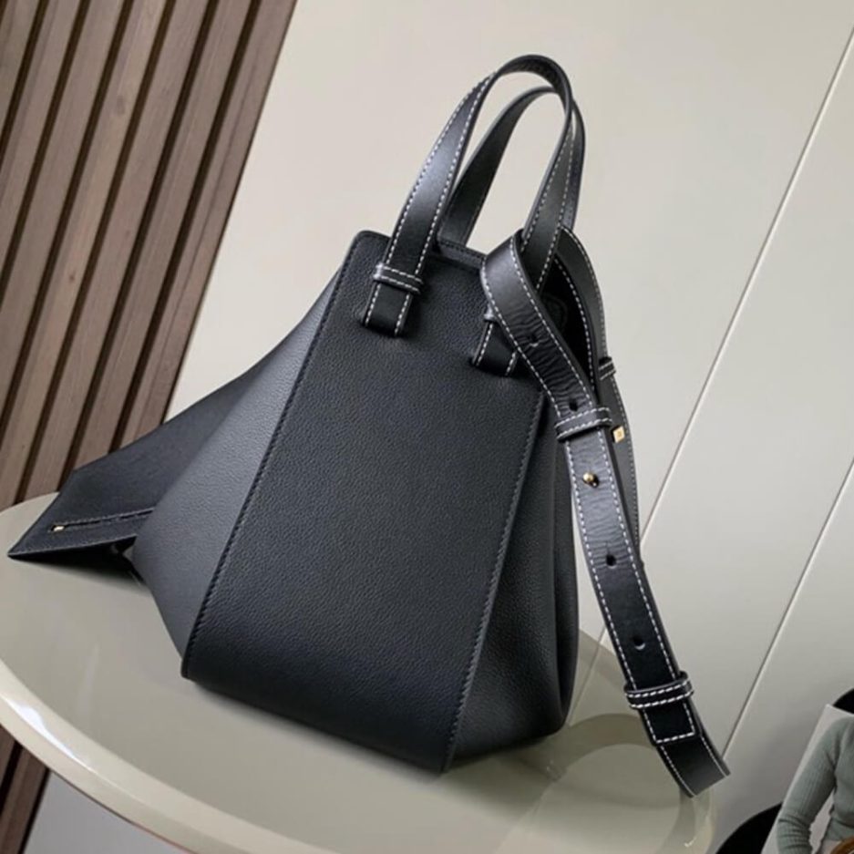 Black Loewe Small Hammock bag in soft grained calfskin - Image 4