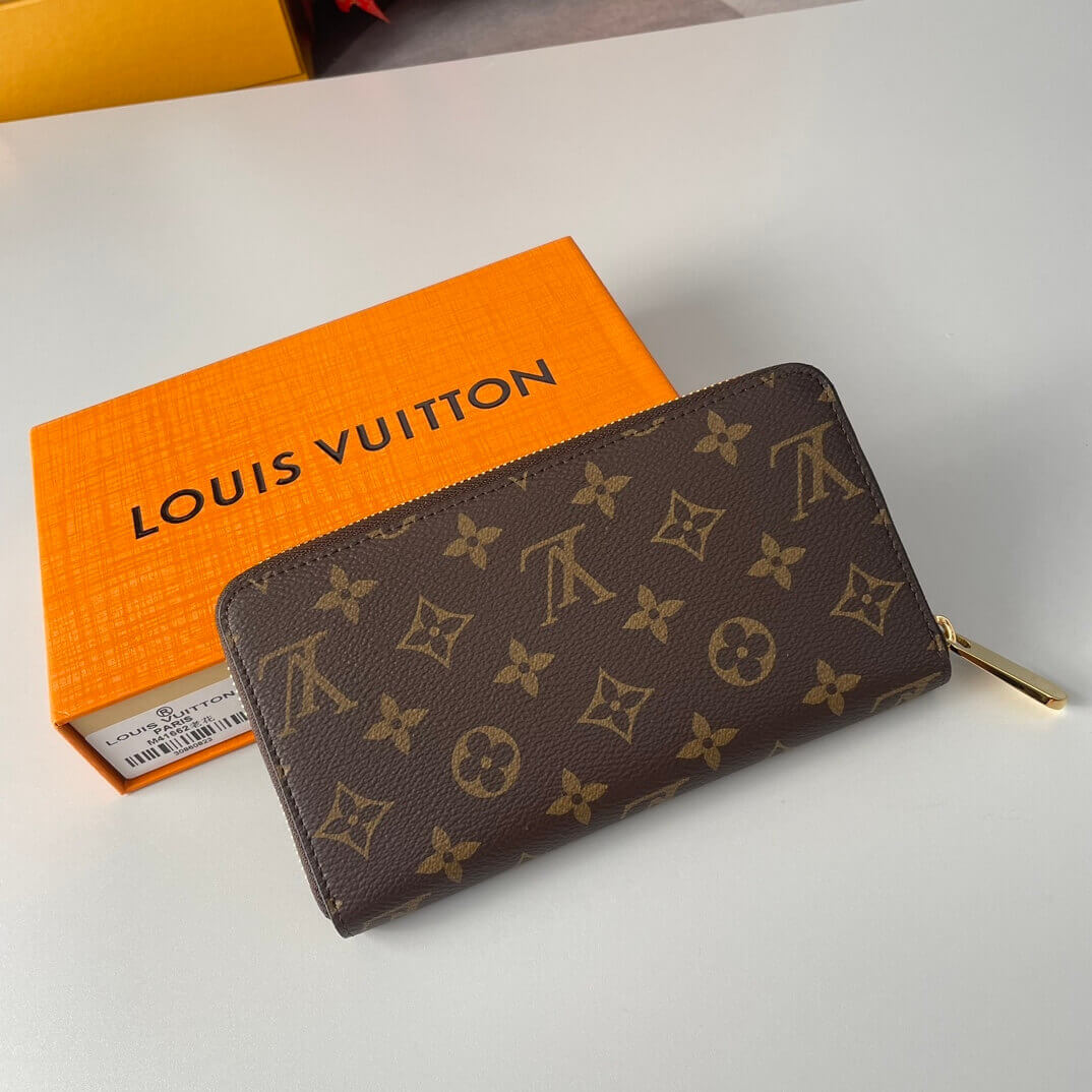 LV Zippy Wallet - Image 4