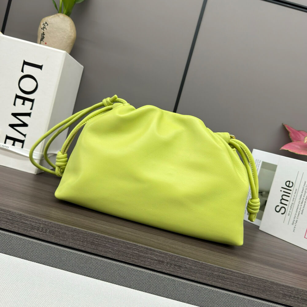 Anise Loewe Medium Flamenco purse in mellow nappa lambskin - Image 4