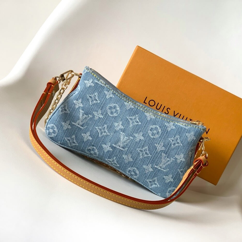 Sky Blue LV Liv Pochette - Image 4
