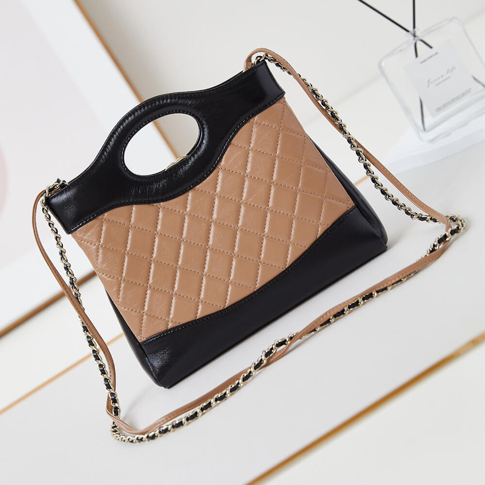 CHANEL 31 Mini Shopping Bag - Image 4