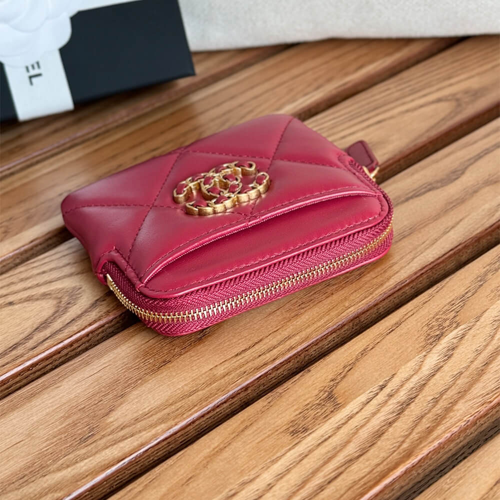 CHANEL 19 Zipped Coin Purse - Image 4