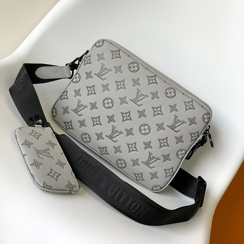LV rio Messenger Bag - Image 4