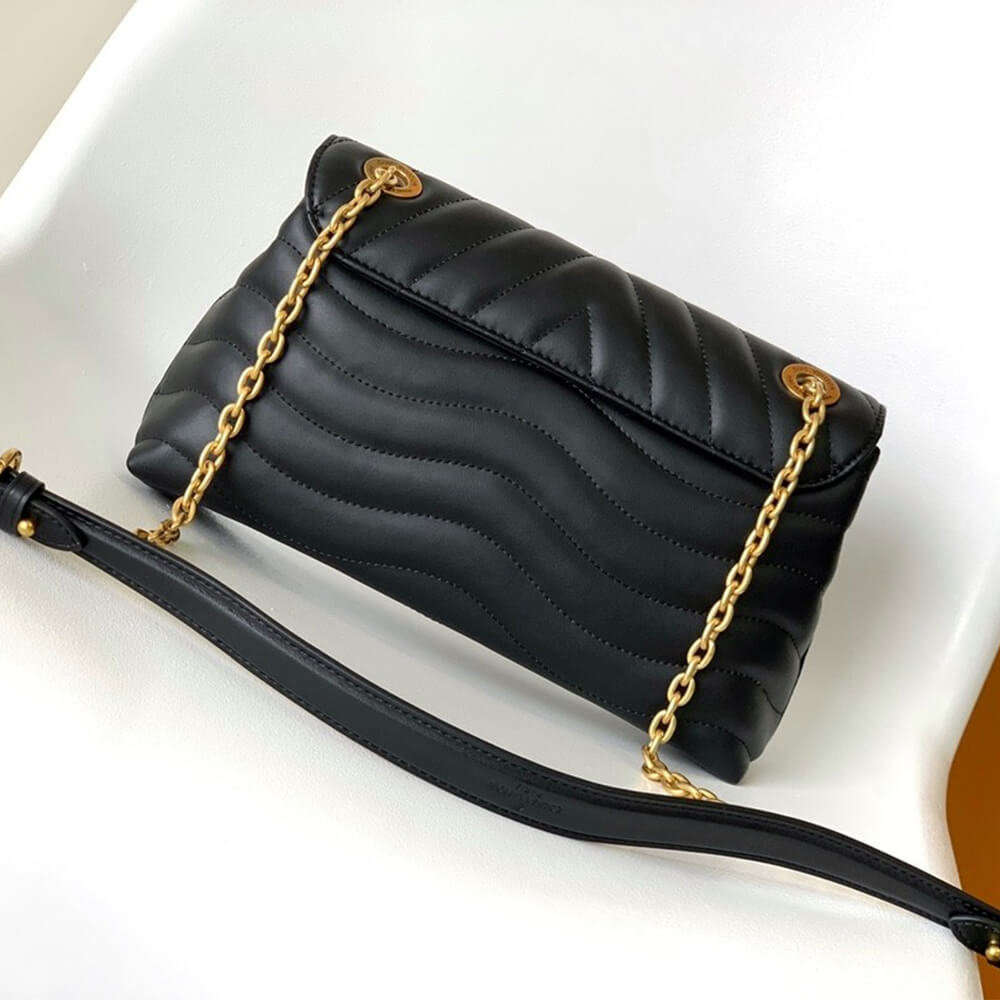 LV New Wave Chain Bag GM - Image 4
