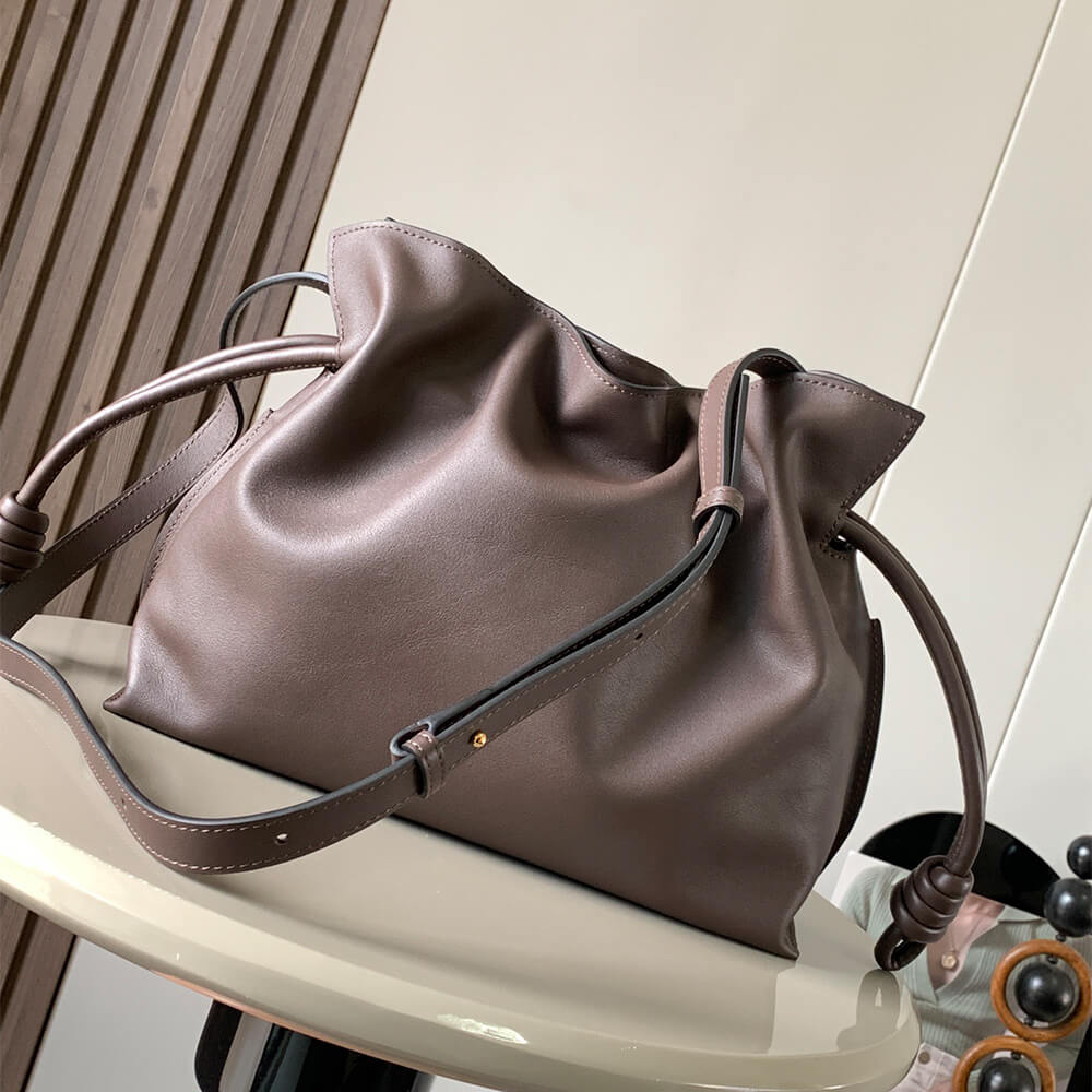 Chocolate LOEWE Medium Flamenco clutch in nappa calfskin (Best
 GRADE) - Image 4