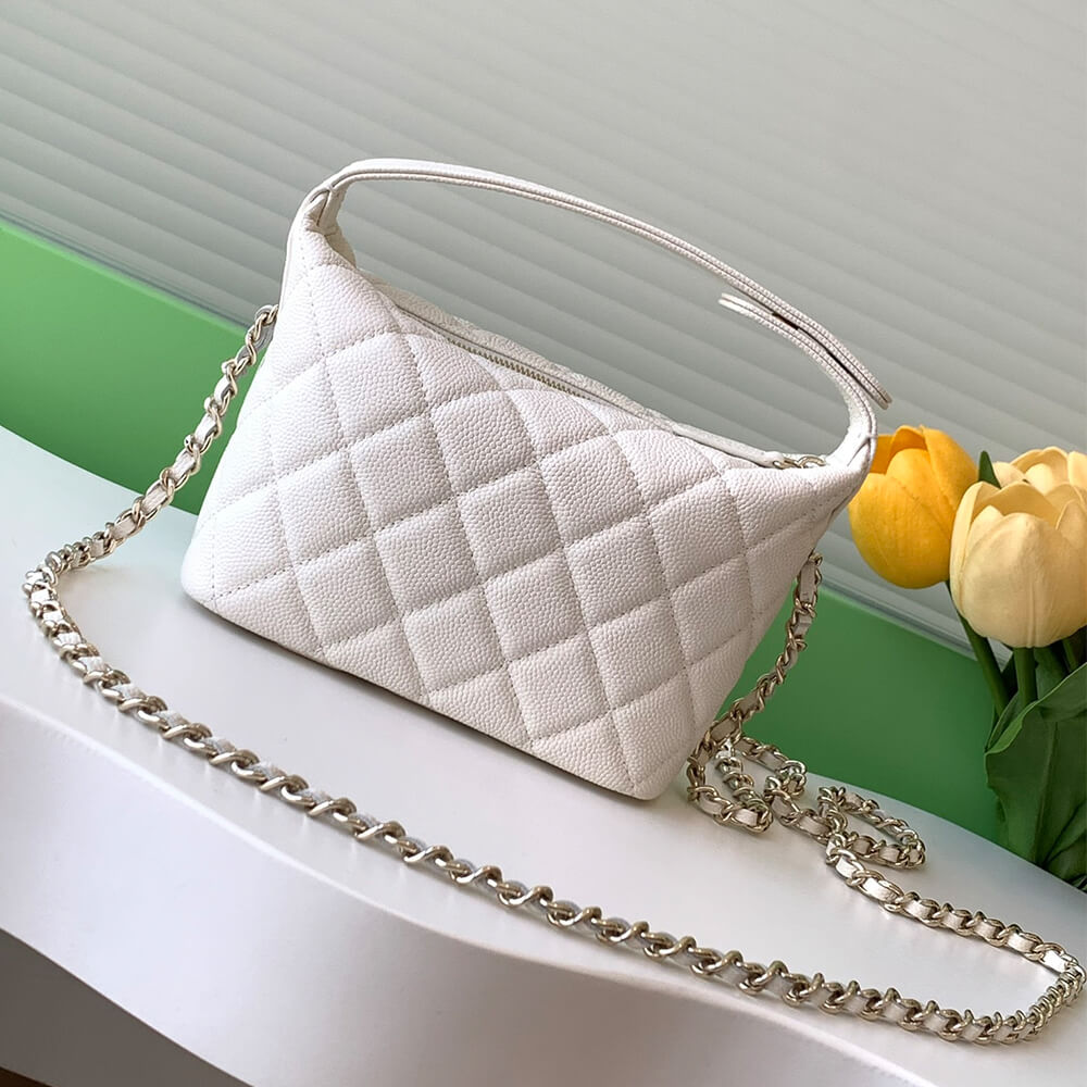 CHANEL 25C hobo bag - Image 4