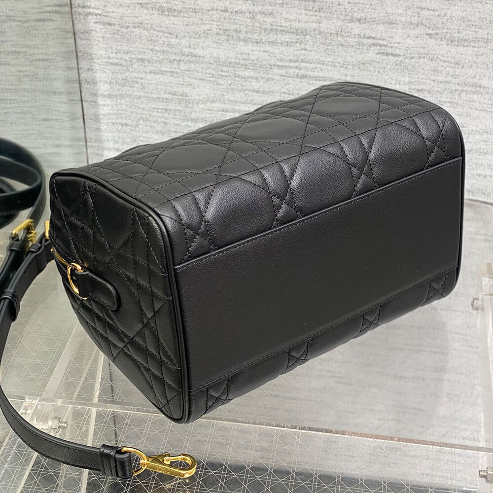 Dior Groove 25 Bag - Image 4