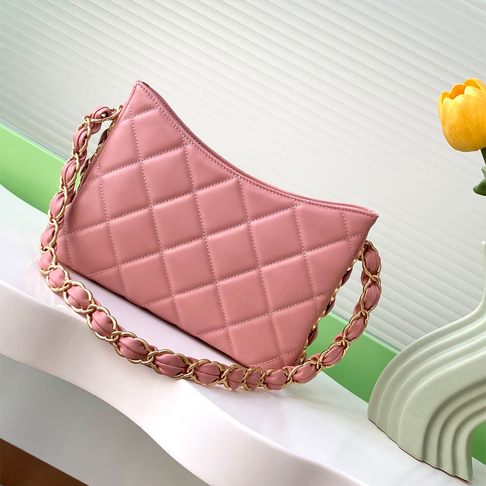 CHANEL Hippie Bag - Image 4