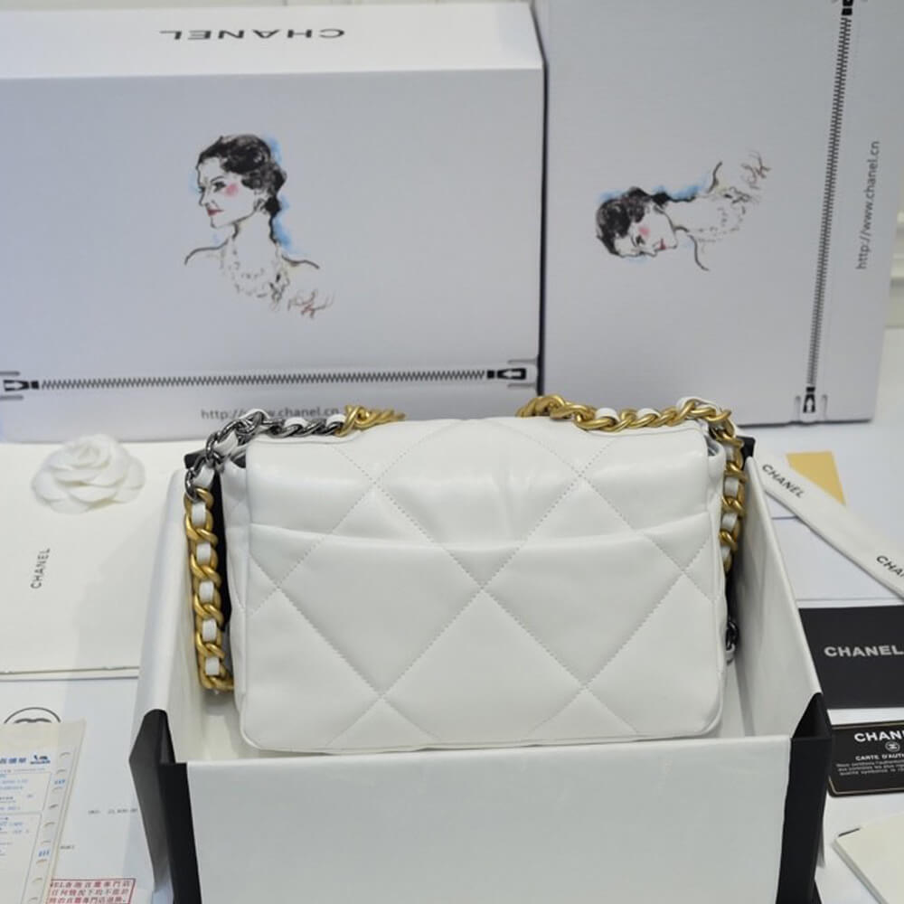 CHANEL 19 HANDBAG - Image 4