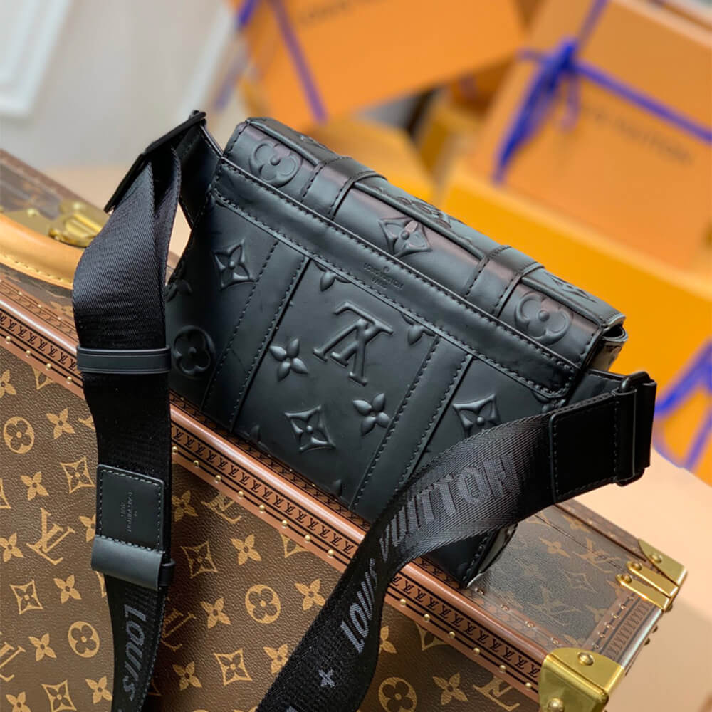 LV TRUNK SLINGBAG - Image 4