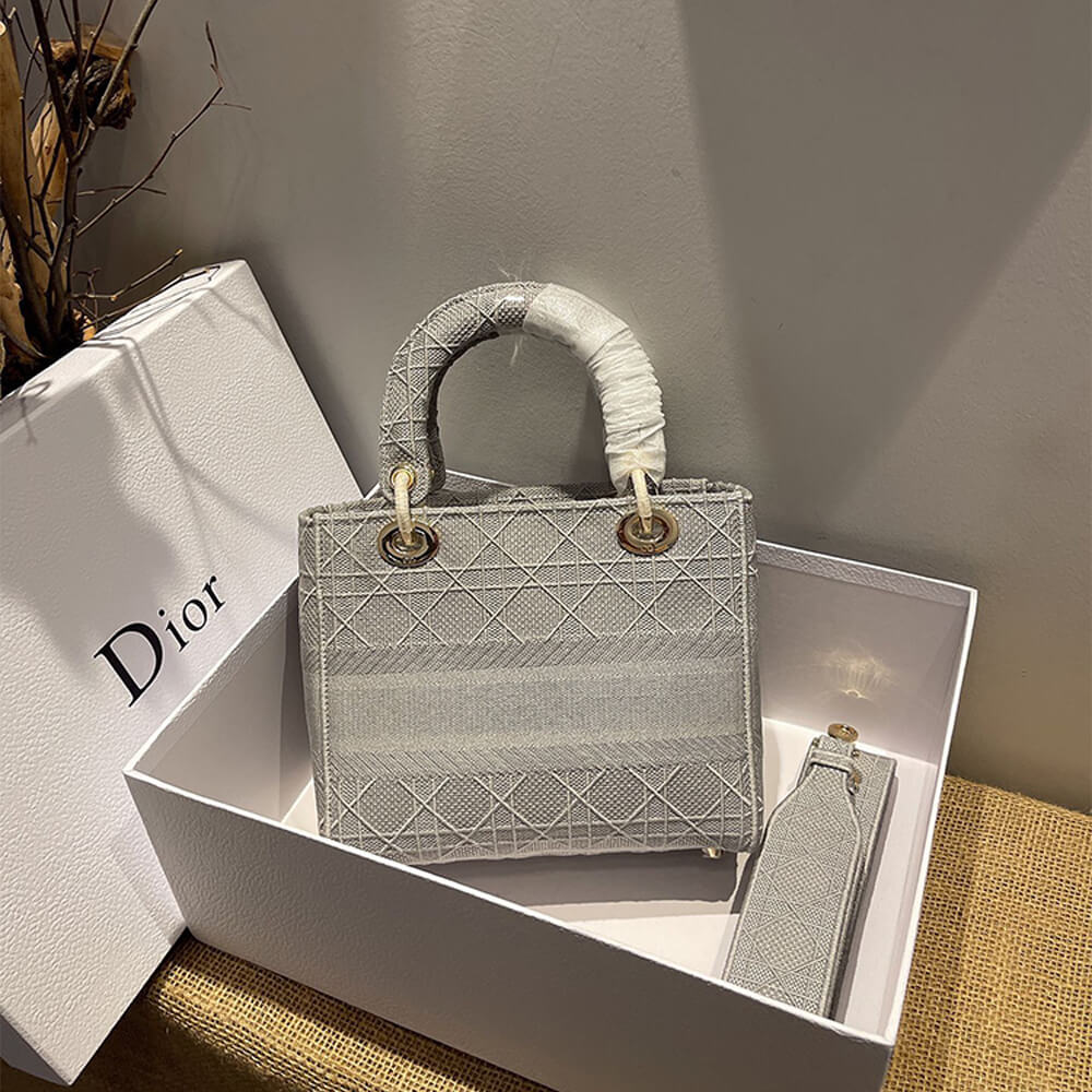 DIOR MEDIUM LADY D-LITE BAG - Image 4