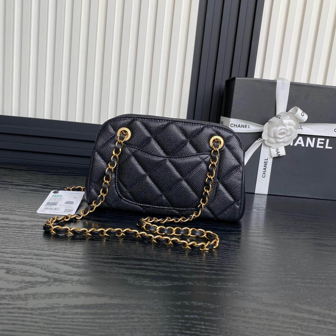Chanel Small bowling bag - Image 4