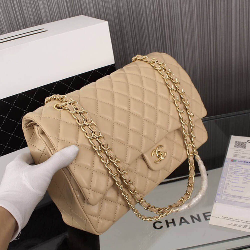 CHANEL Classic Maxi Handbag - Image 4