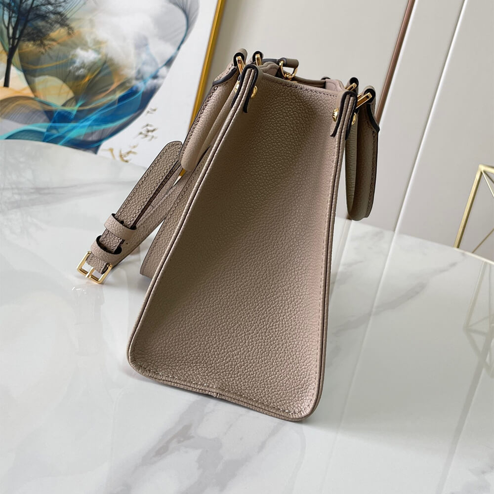 Tourterelle Beige LV OnTheGo PM - Image 4