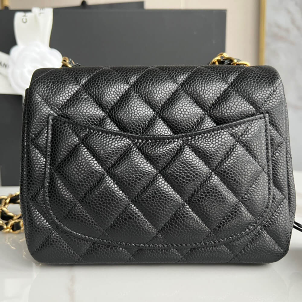 CHANEL MINI FLAP BAG - Image 4