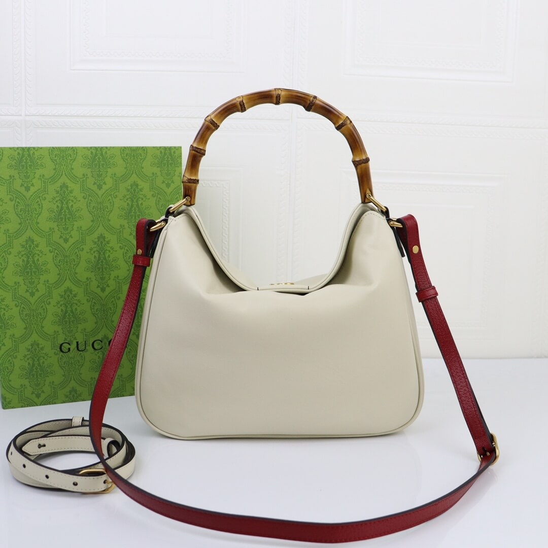 Gucci Diana Medium Shoulder Bag - Image 4
