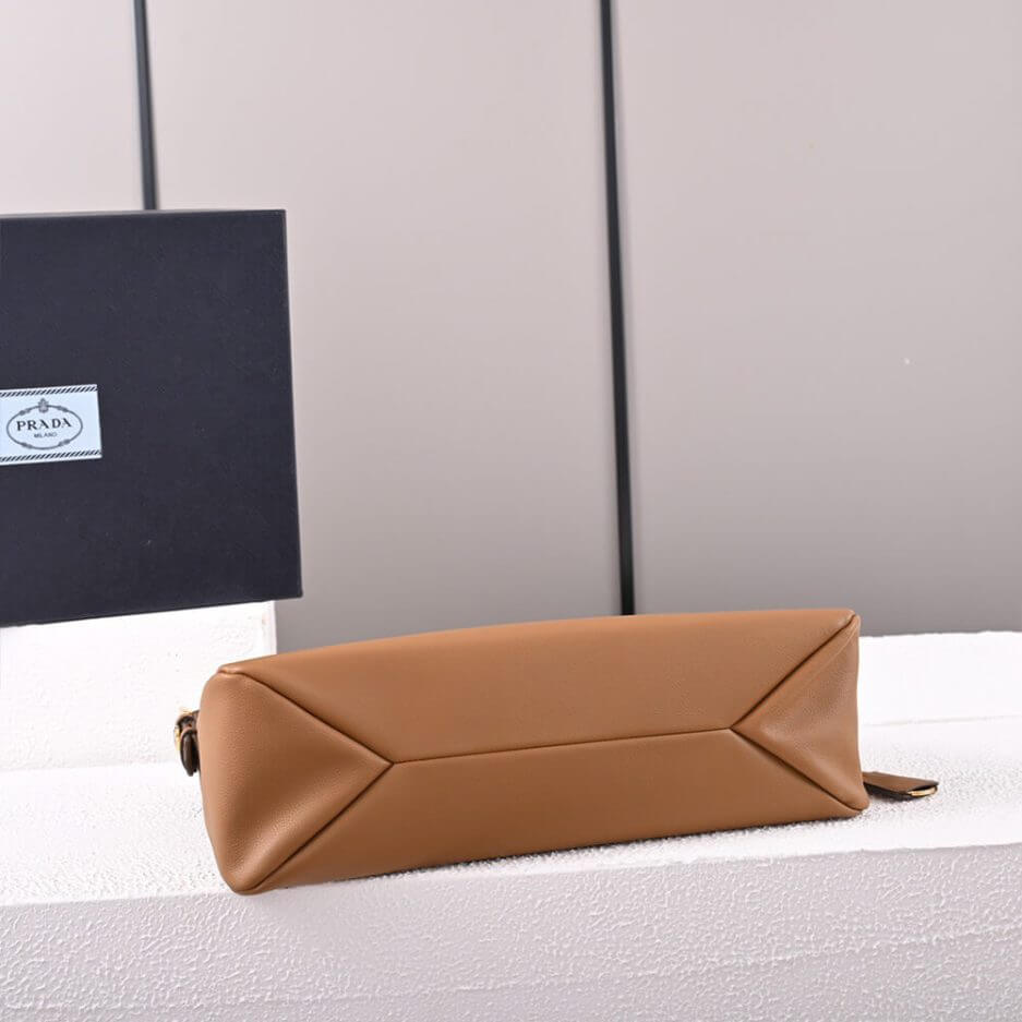 Prada Aimee large leather shoulder bag - Image 5