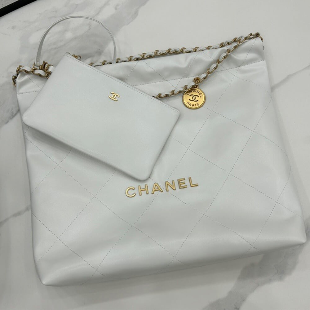 White CHANEL 22 Bag (Best
 grade) - Image 5