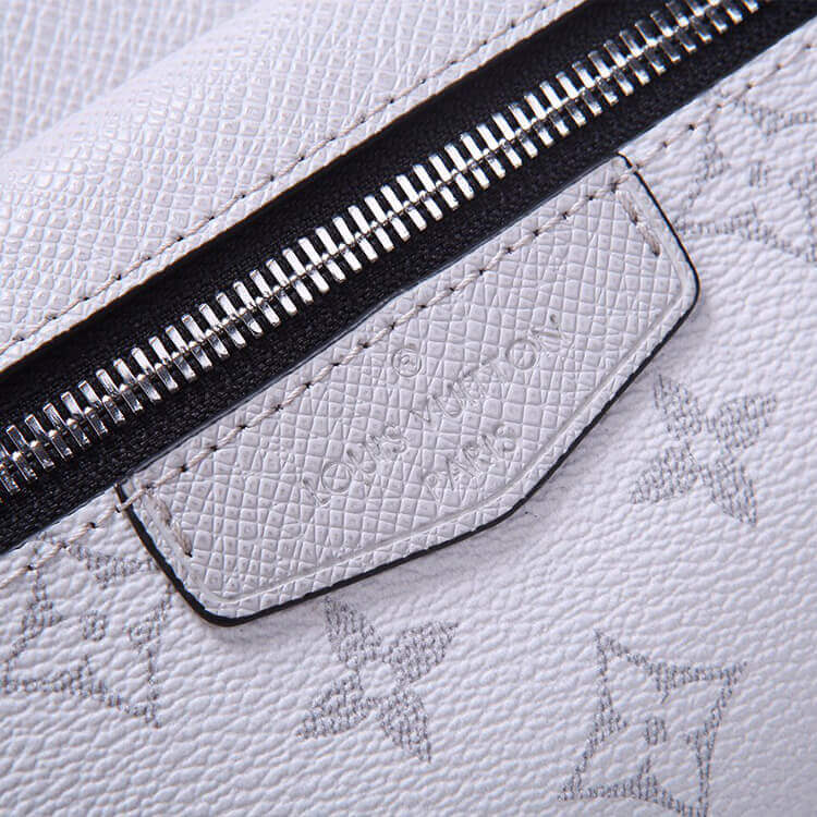 LV Outdoor Bumbag - Image 5