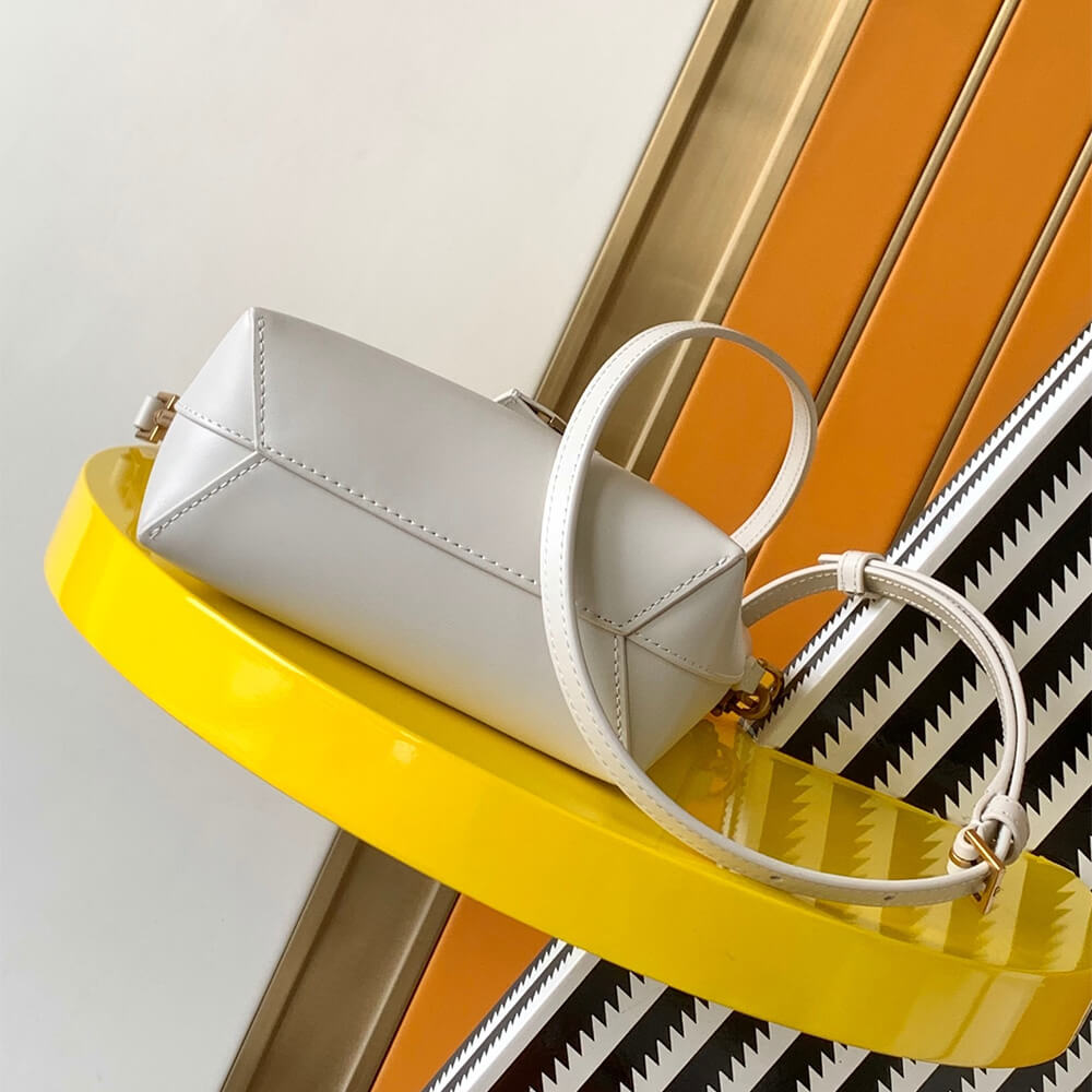 MINI TOY SHOPPING SAINT LAURENT IN BOX LEATHER - Image 5