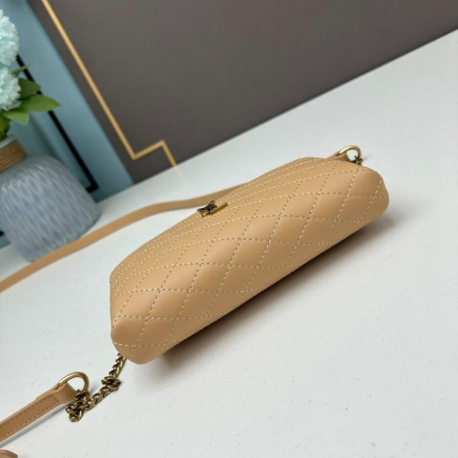 Beige YSL Gaby zipped pouch in quilted lambskin - Image 5