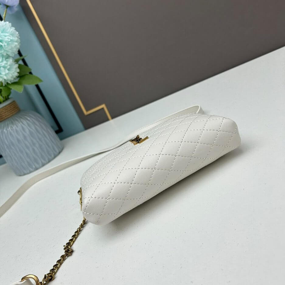 Blanc YSL Gaby zipped pouch in quilted lambskin - Image 5