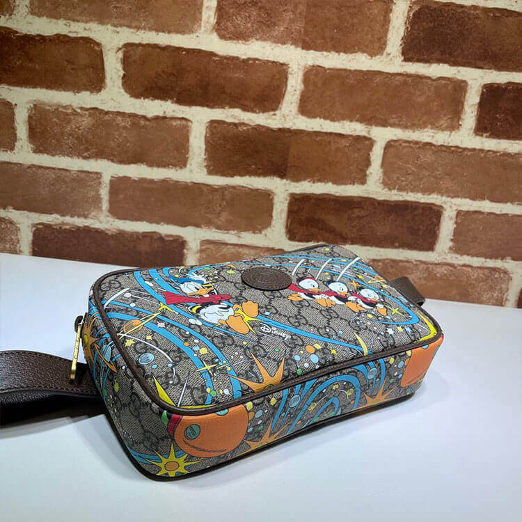 Disney x Gucci Donald Duck Print Belt Bag - Image 5