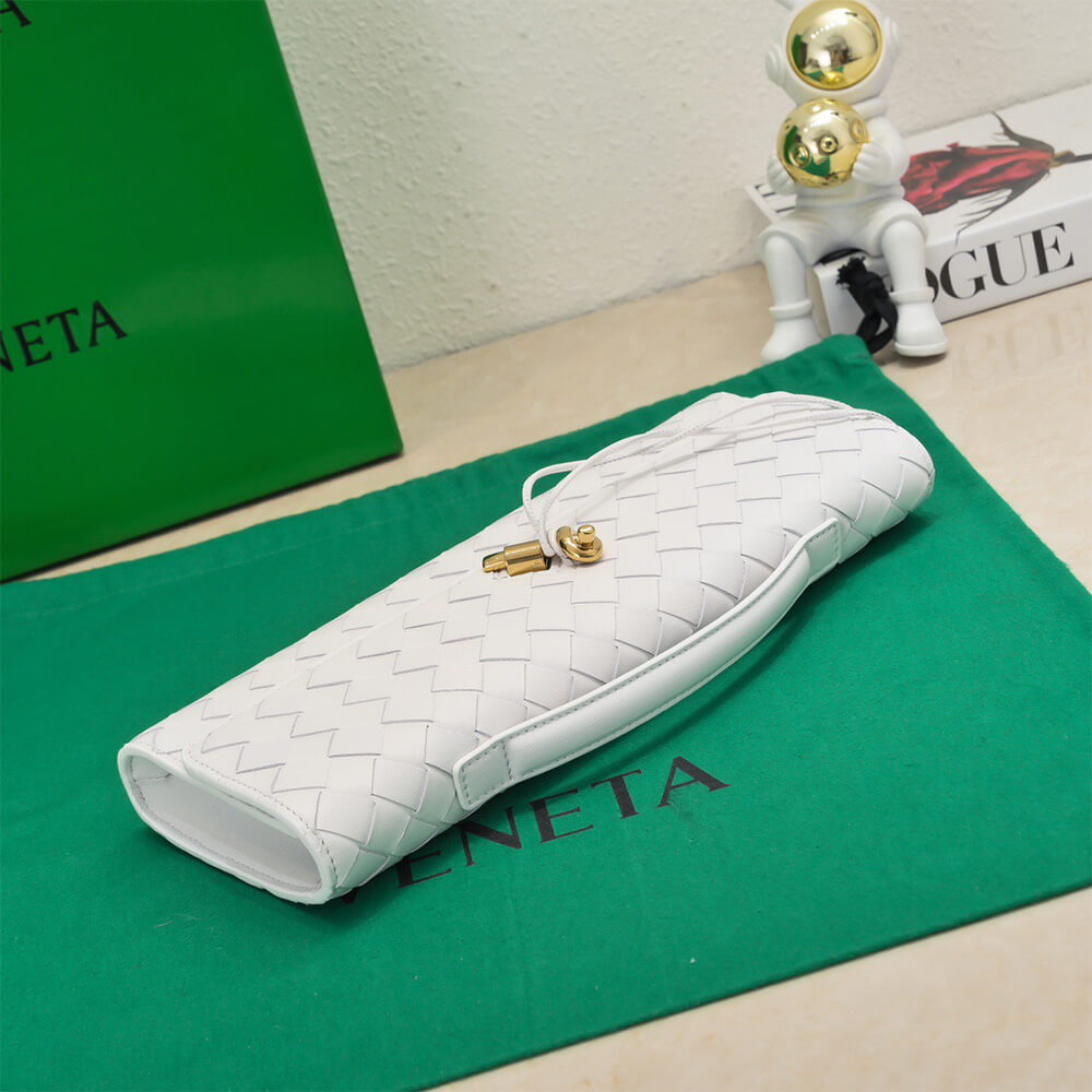 White Bottega Veneta Andiamo Clutch (Best
 GRADE) - Image 5