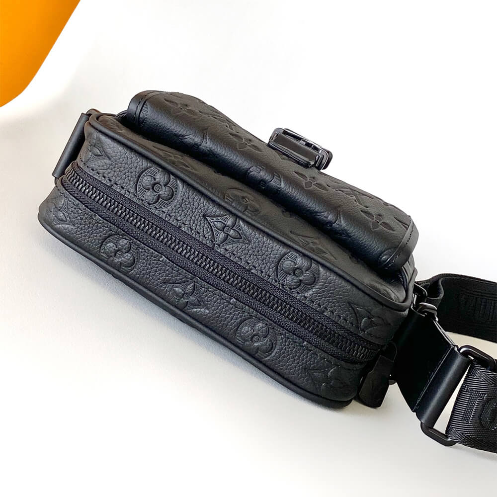 LV Getaway Messenger Bag - Image 5