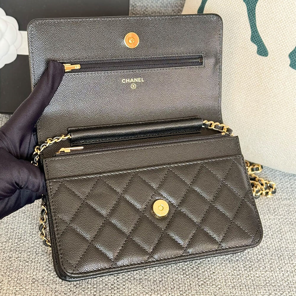 Chanel classic chain wallet - Image 5