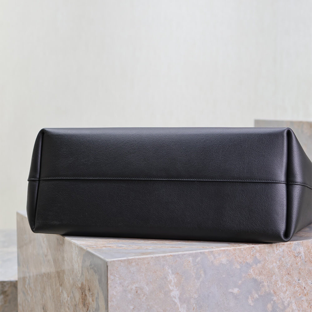 Black YSL Shopping Saint Laurent leather - Image 5