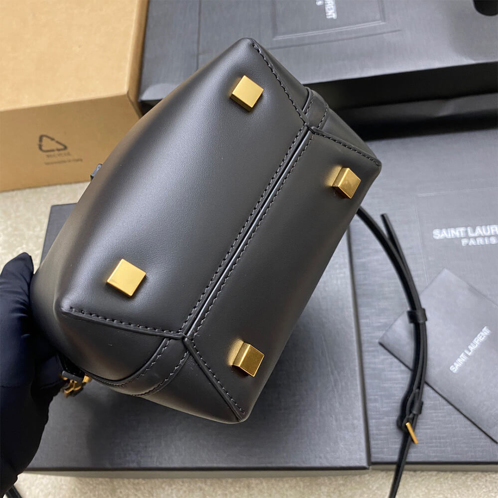 BLACK YSL LE 37 mini in shiny leather - Image 5