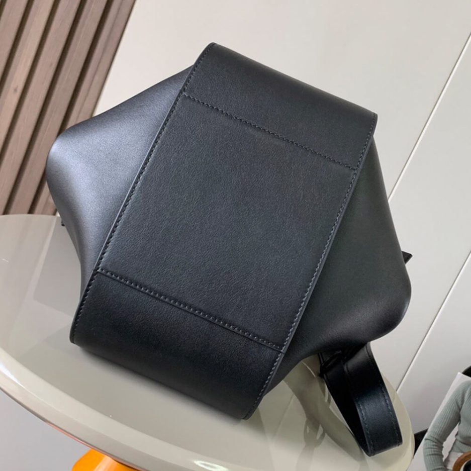 Black Loewe Small Hammock bag in soft grained calfskin - Image 5