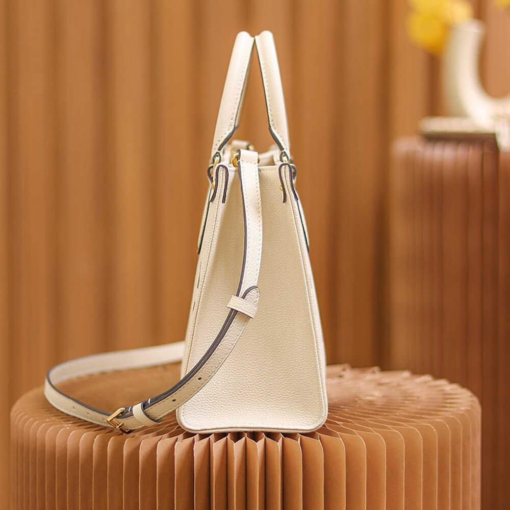 Louis Vuitton ONTHEGO PM - Image 5