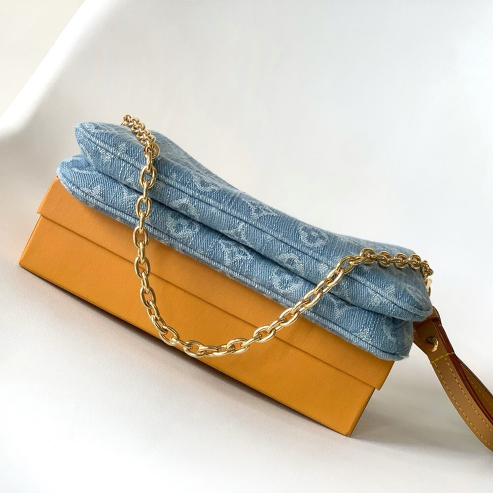 Sky Blue LV Liv Pochette - Image 5