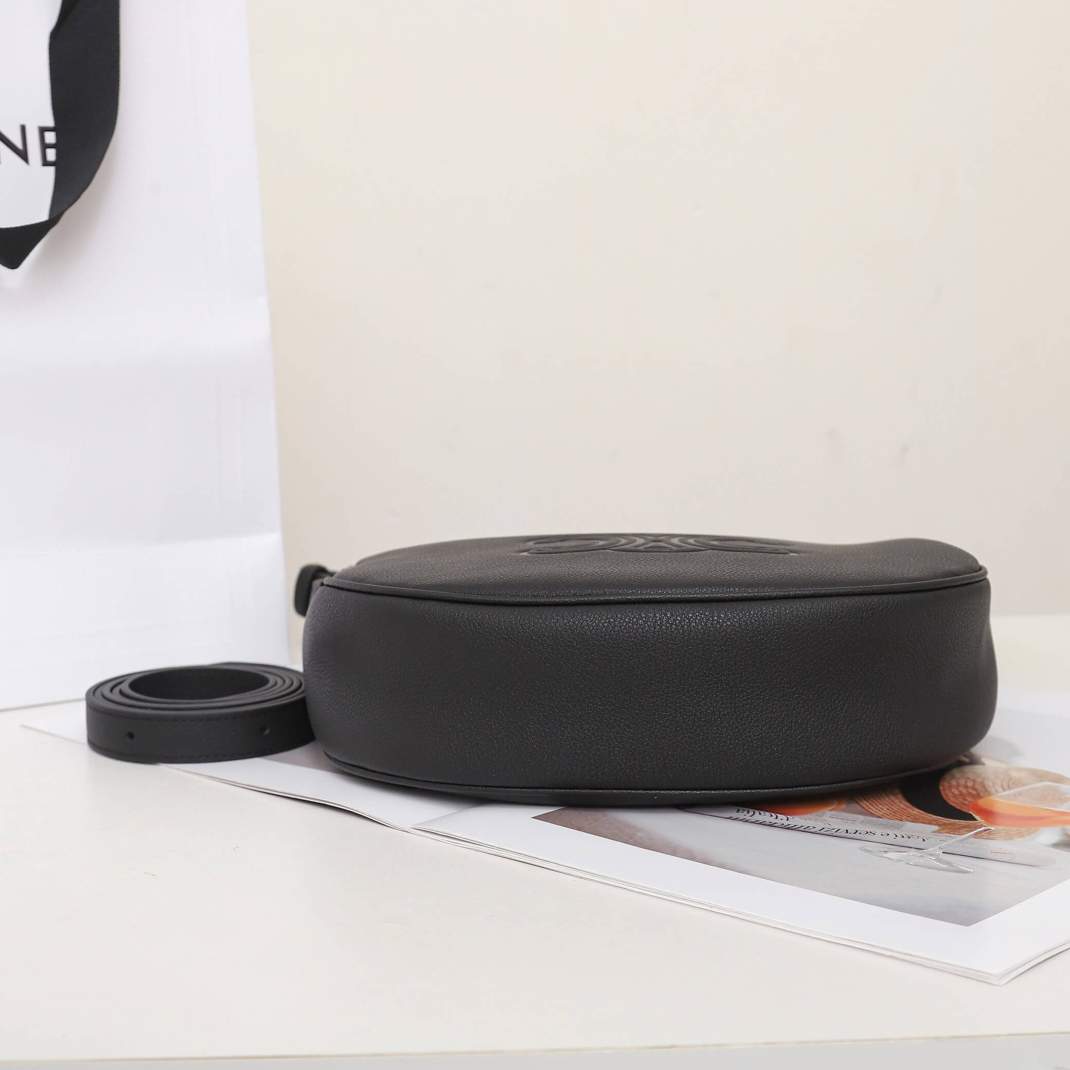 CELINE HELO?SE TRIOMPHE SMALL BAG IN SOFT CALFSKIN - Image 5