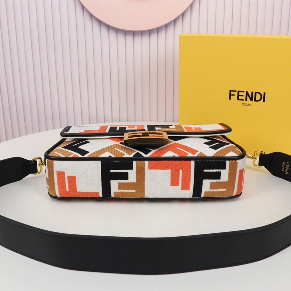 FF embroidery Fendi Baguette (Best
 grade) - Image 5