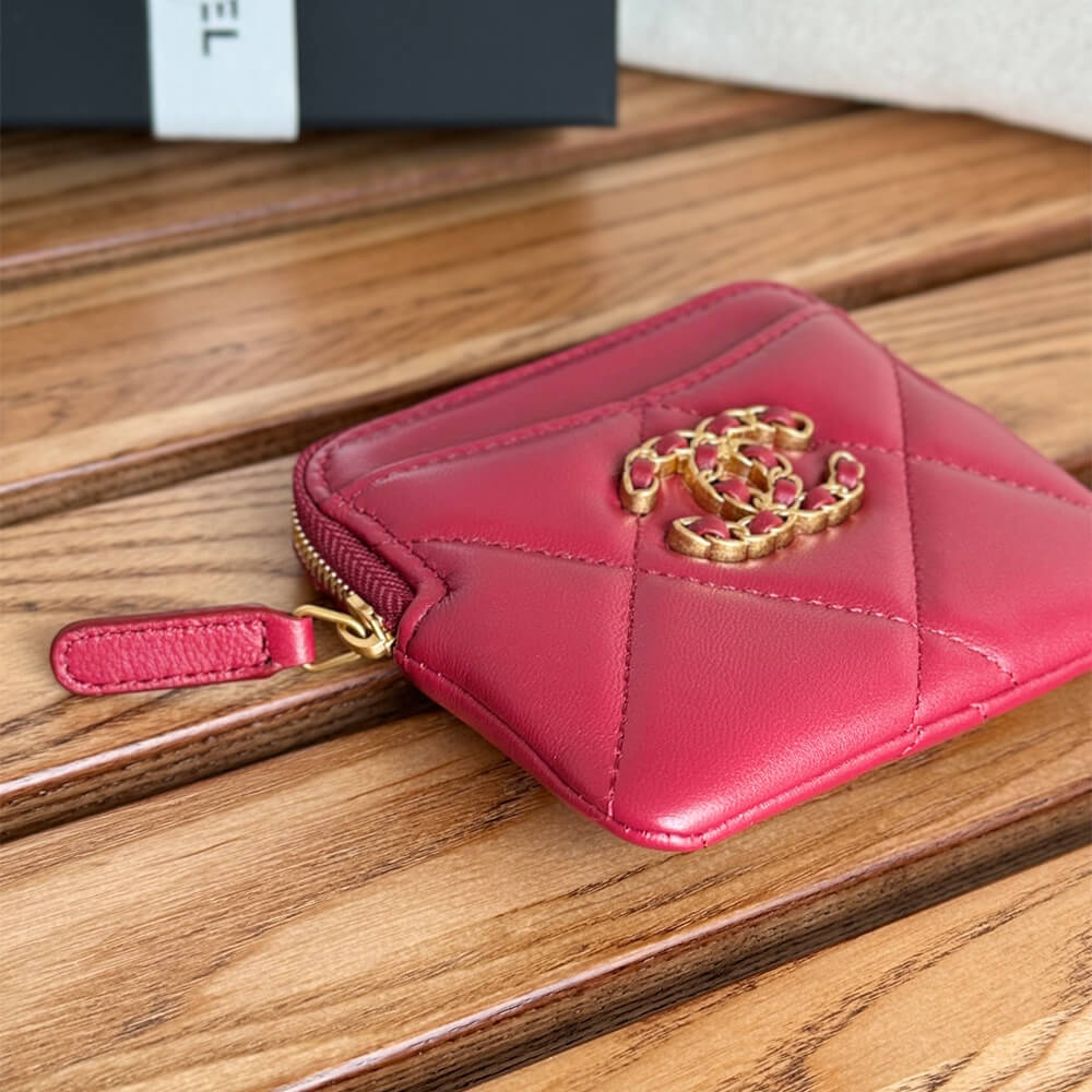 CHANEL 19 Zipped Coin Purse - Image 5