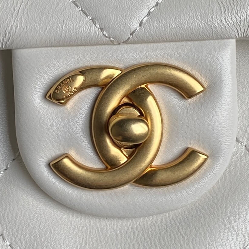 White Chanel Shopping Bag (Best
grade) - Image 5